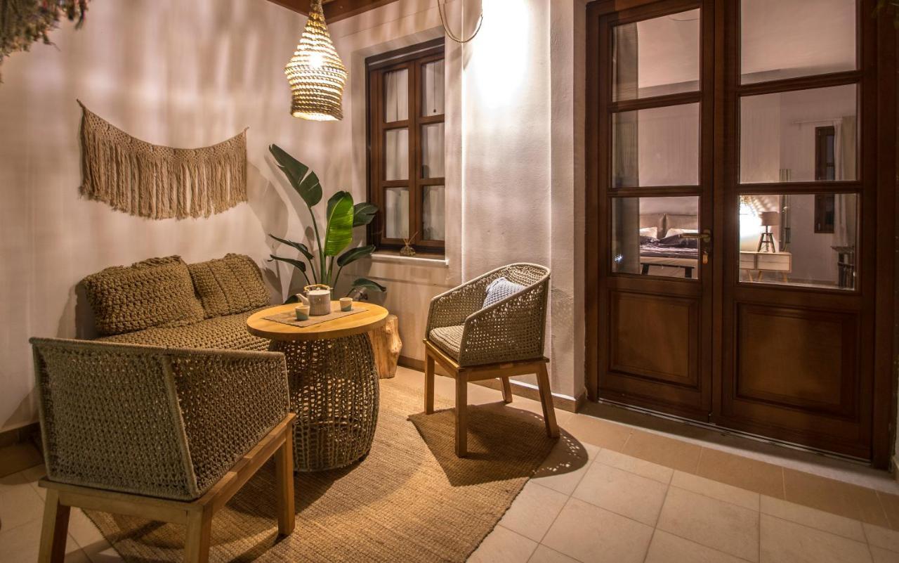 Syros Wellness Luxury Suites Finikas  Zewnętrze zdjęcie
